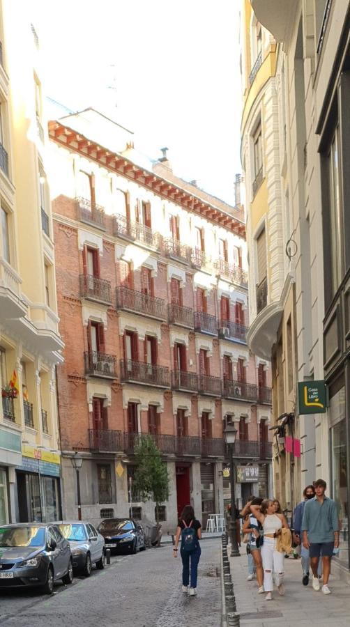 Gran Via. Salud. Puerta Del Sol. Callao. 马德里 外观 照片